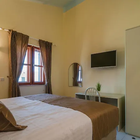Apartamento 1 Bedroom Awesome In Okrug Donji